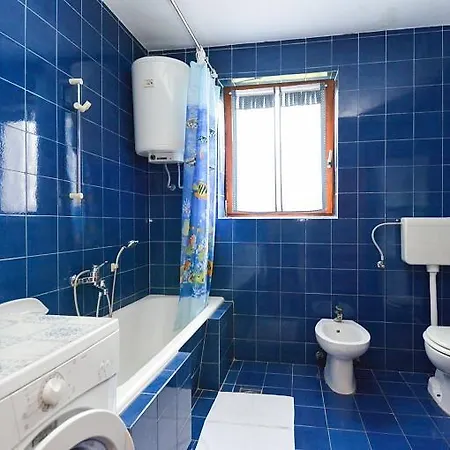 Bruno 157 아파트 *