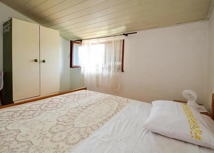 Bruno 157 Apartman *